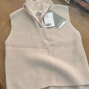 Girls Cream Sleeveless Turtleneck Sweater with front zipper